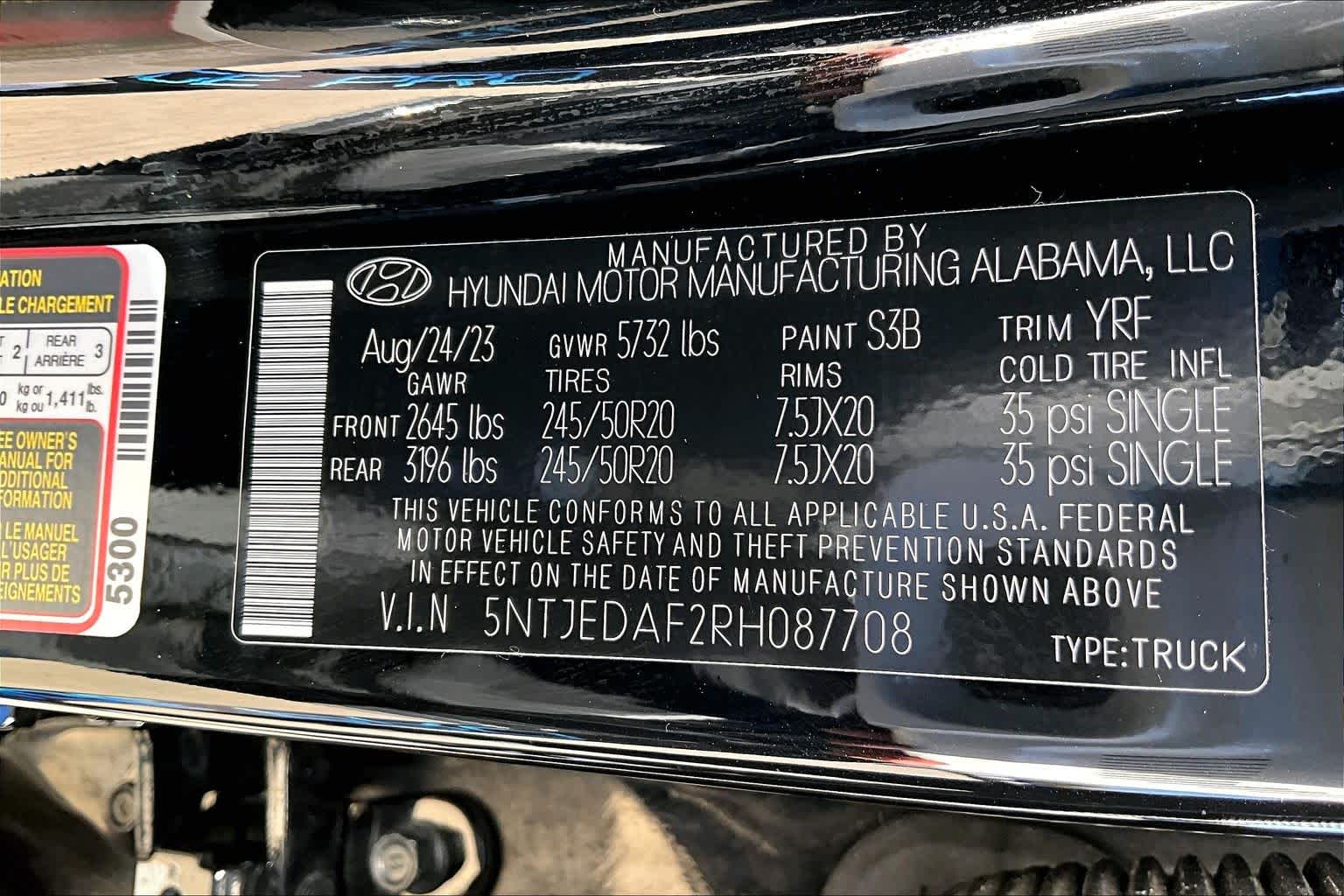 2024 Hyundai Santa Cruz Limited Phantom Black at Honda of Clear Lake