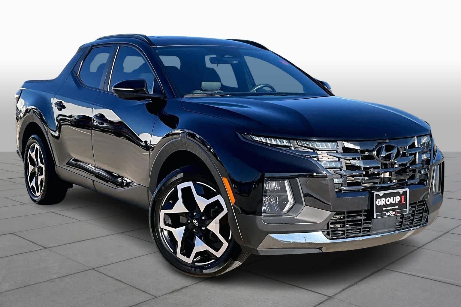 2024 Hyundai Santa Cruz Limited Phantom Black at Honda of Clear Lake