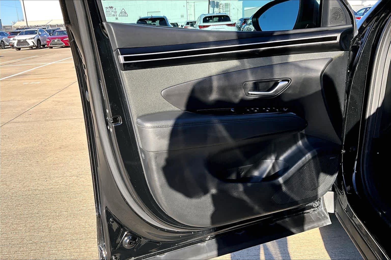 2024 Hyundai Santa Cruz Limited Phantom Black at Honda of Clear Lake