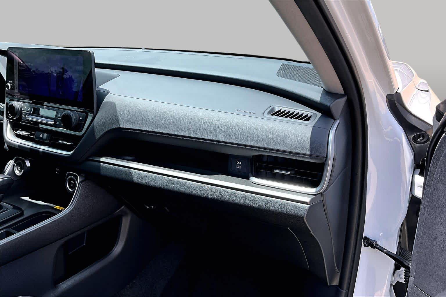 2024 Toyota Grand Highlander XLE Wind Chill Pearl at AutoNation USA Katy
