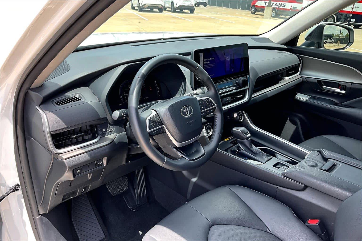 2024 Toyota Grand Highlander XLE Wind Chill Pearl at AutoNation USA Katy