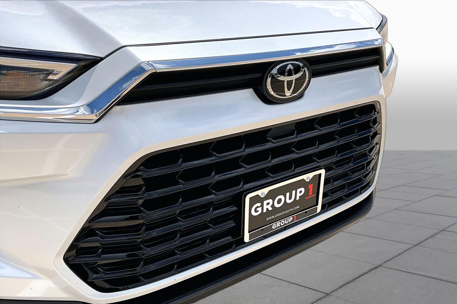 2024 Toyota Grand Highlander XLE Wind Chill Pearl at AutoNation USA Katy