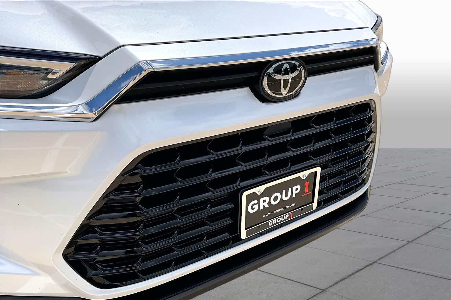 2024 Toyota Grand Highlander XLE Wind Chill Pearl at Lexus Southwest Houston