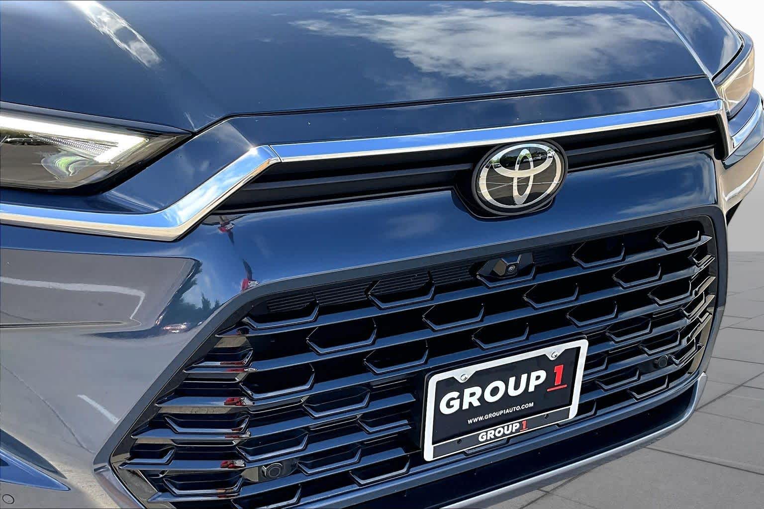 2025 Toyota Grand Highlander Platinum Storm Cloud at Group 1 Toyota Southwest