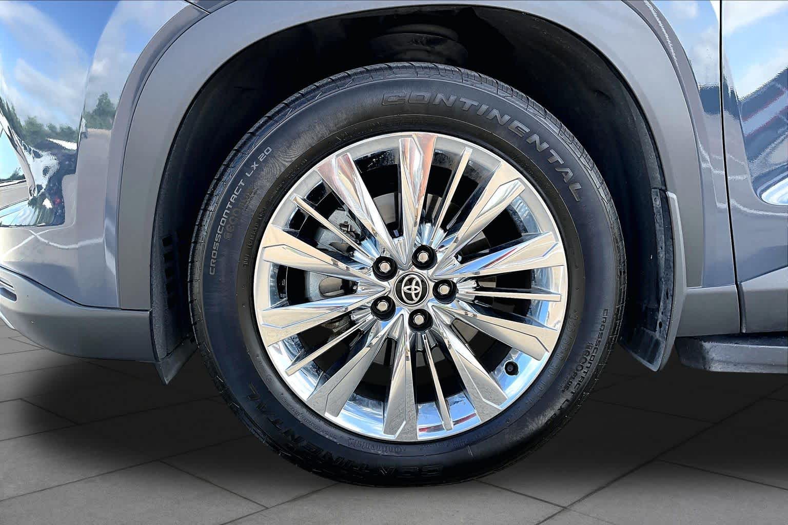 2025 Toyota Grand Highlander Platinum Storm Cloud at Group 1 Toyota Southwest