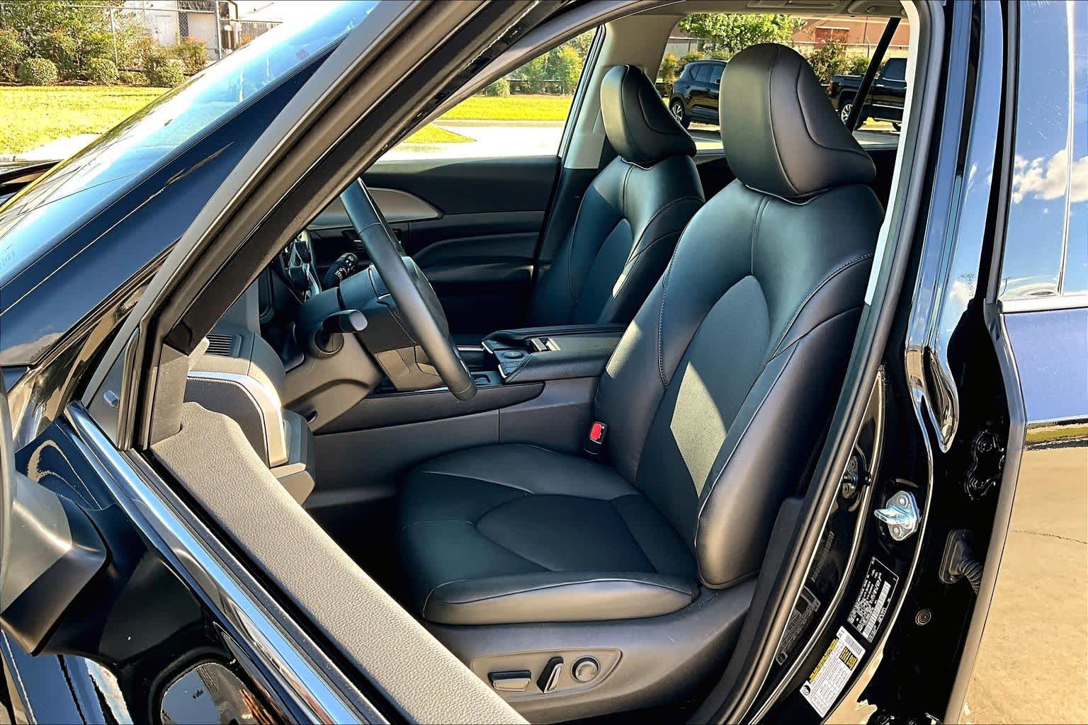 2025 Toyota Grand Highlander XLE - 6