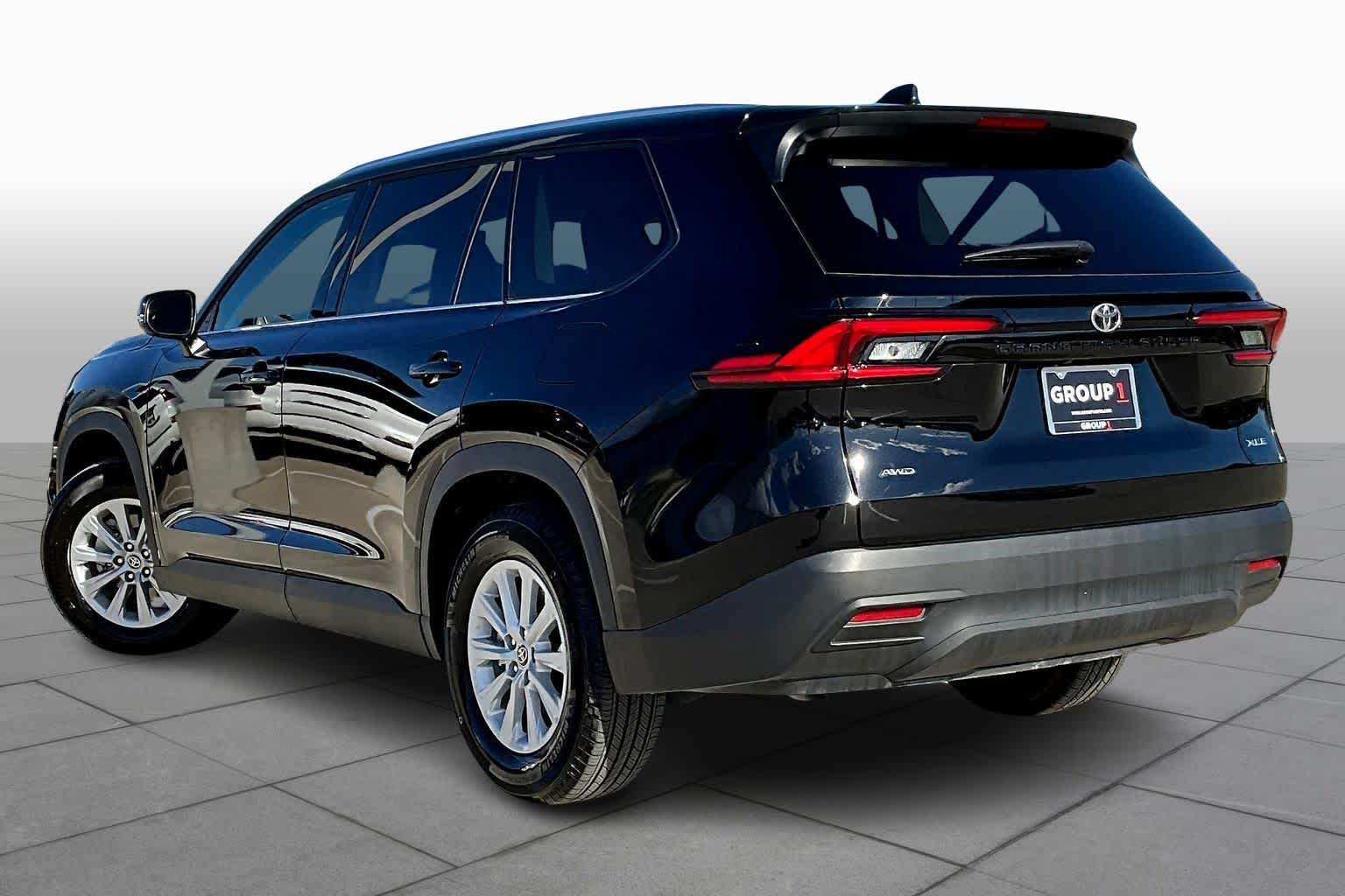 2025 Toyota Grand Highlander XLE - 10