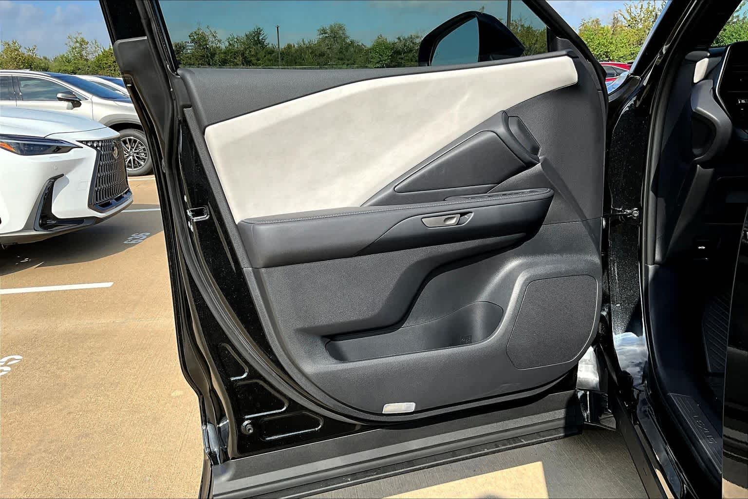 2026 Lexus TX Premium - 9