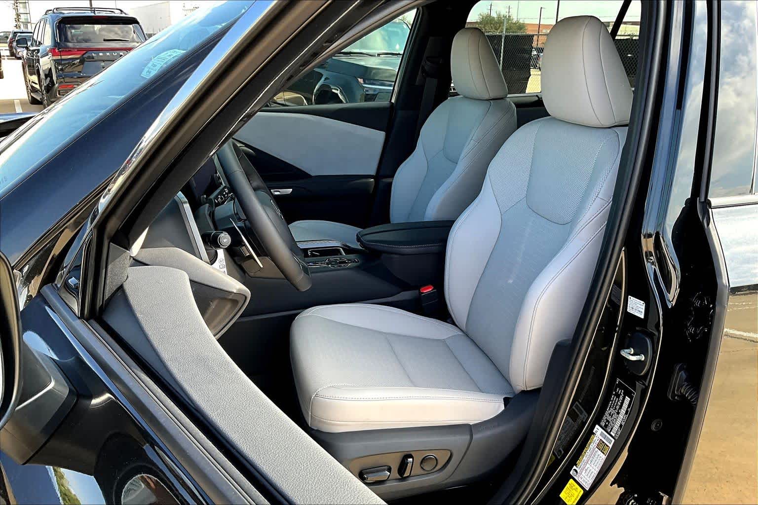 2026 Lexus TX Premium - 8