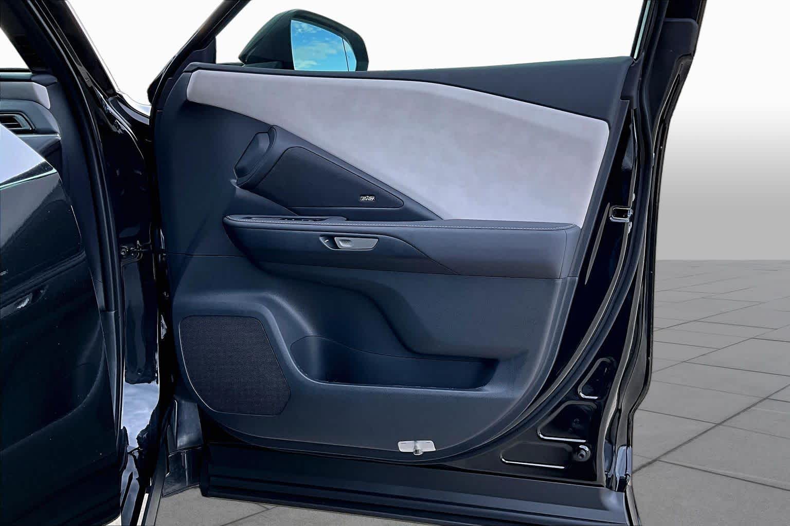 2026 Lexus TX 350 photo 23 of 37