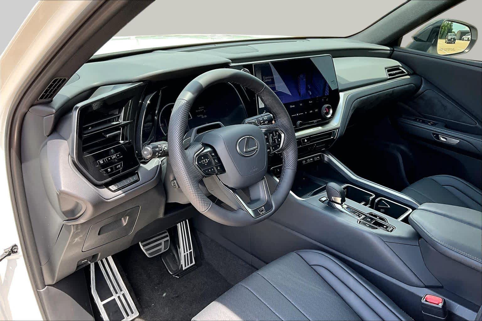 2026 Lexus TX 500h F SPORT Performance Premium - 7