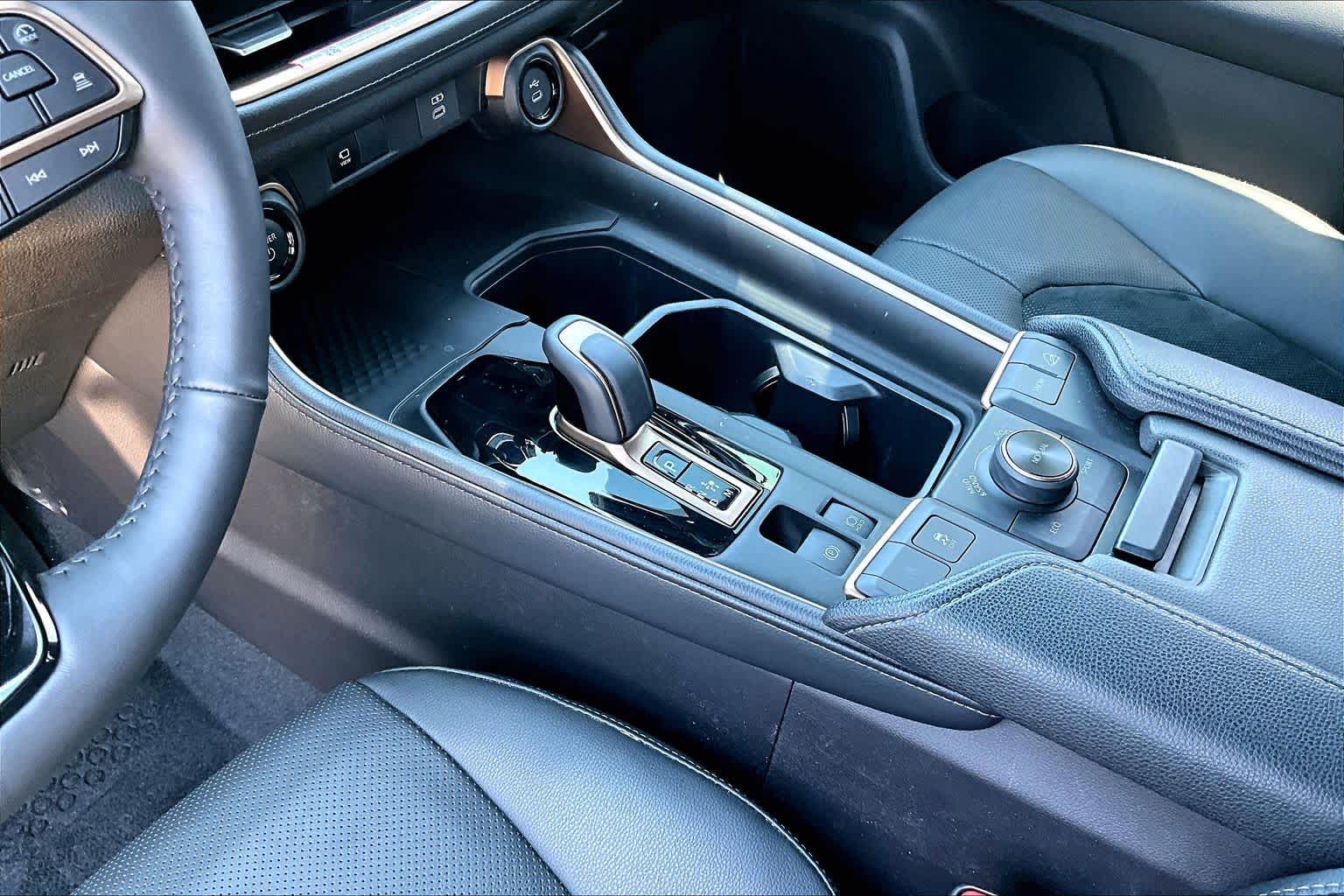2026 Toyota Grand Highlander Hybrid MAX Platinum Cement at Group 1 Toyota Southwest