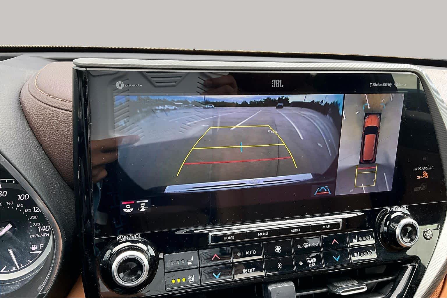 2020 Toyota Highlander Platinum Opulent Amber at Team Honda