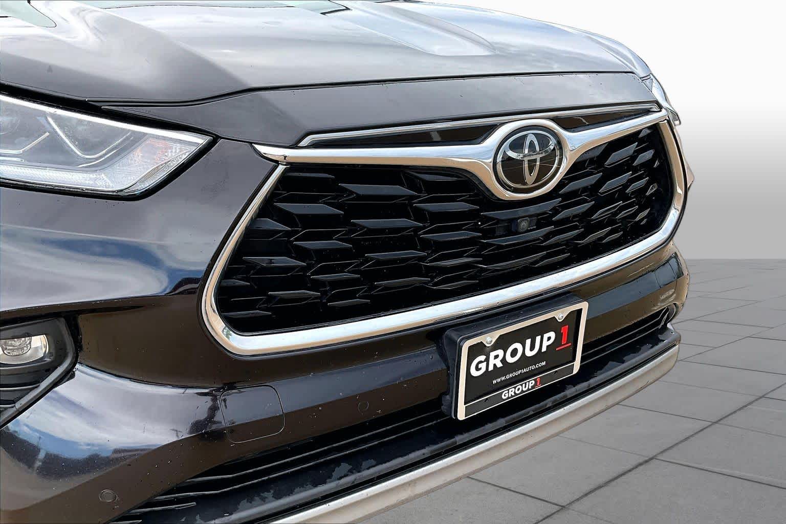 2020 Toyota Highlander Platinum Opulent Amber at Team Honda