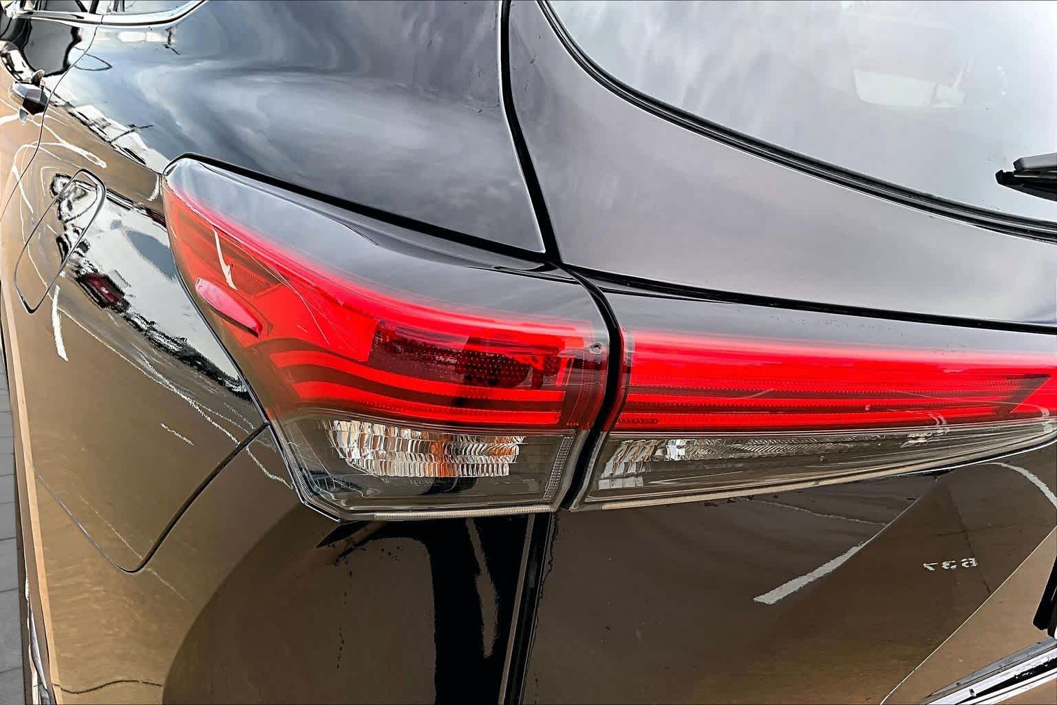 2020 Toyota Highlander Platinum Opulent Amber at Team Honda