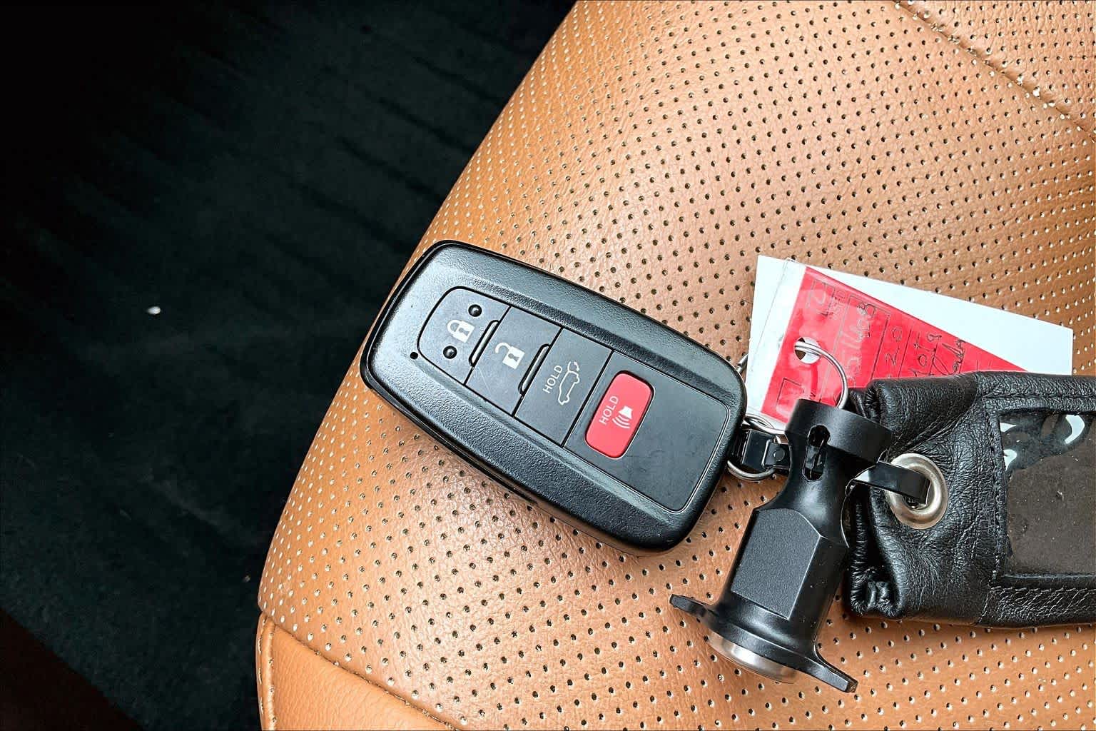 2020 Toyota Highlander Platinum Opulent Amber at Team Honda