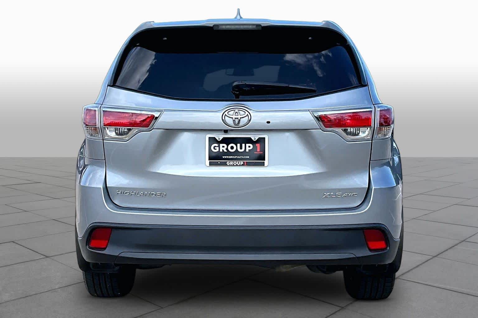 2016 Toyota Highlander XLE Silver Sky Metallic at AutoNation Toyota Gulf Fwy