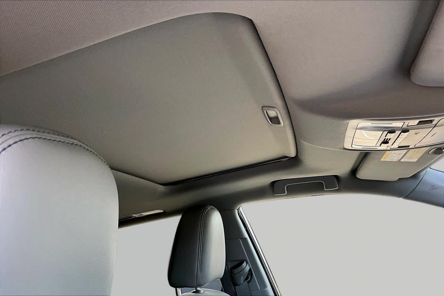 2016 Toyota Highlander XLE Silver Sky Metallic at AutoNation Toyota Gulf Fwy