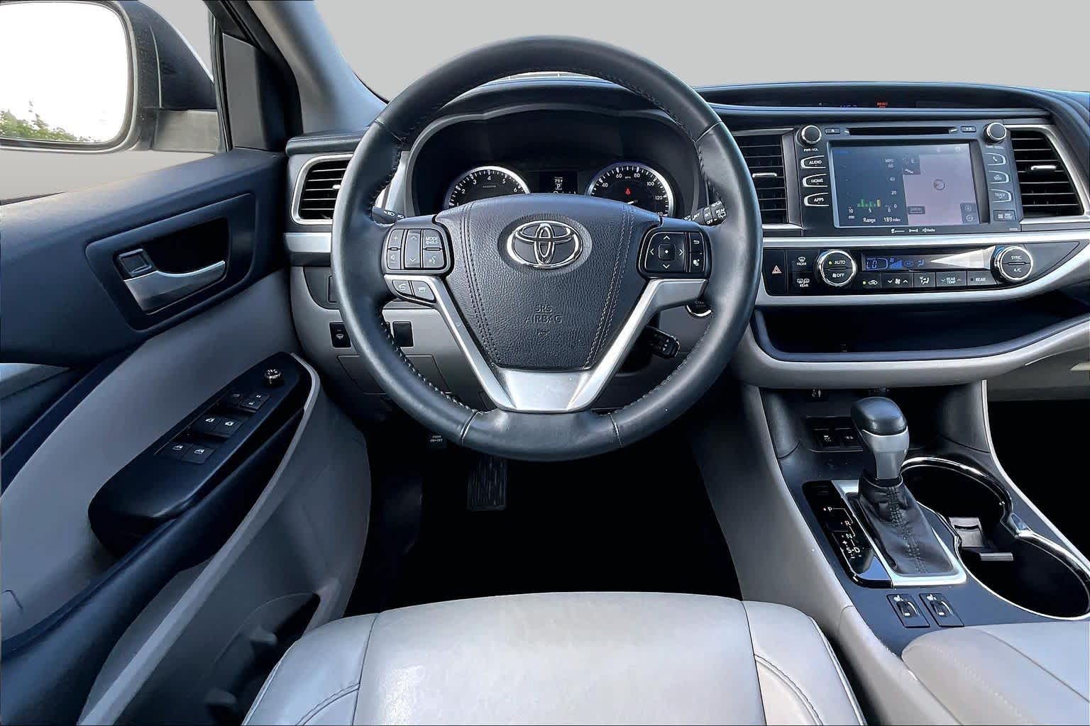 2016 Toyota Highlander XLE Silver Sky Metallic at AutoNation Toyota Gulf Fwy