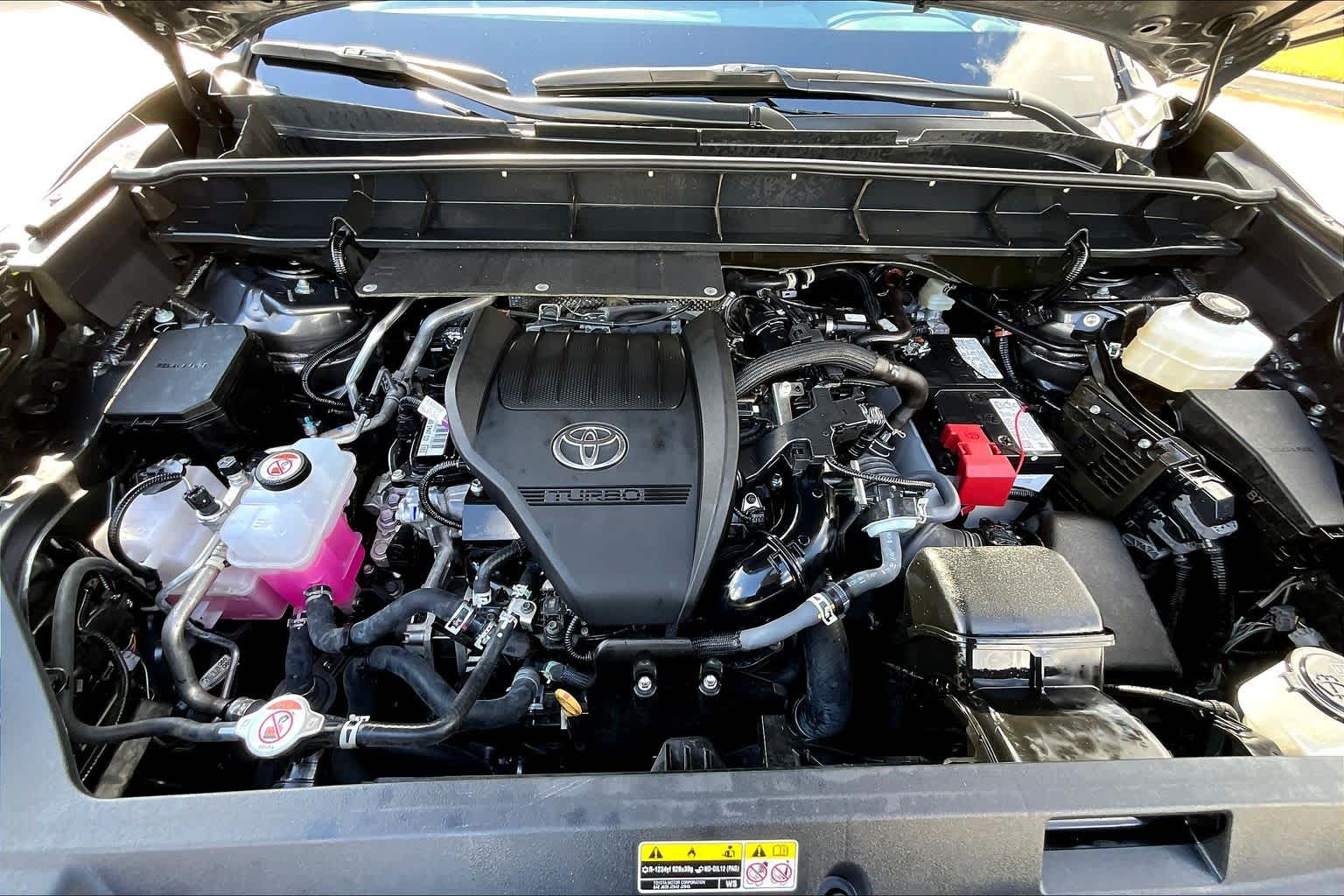 2025 Toyota Highlander XLE Magnetic Gray Metallic at AutoNation Toyota Gulf Fwy