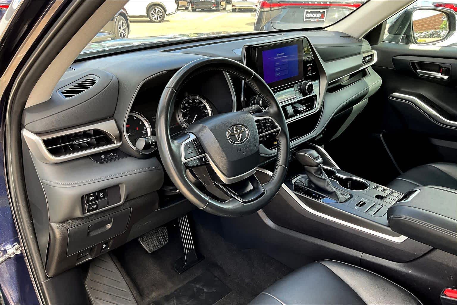 2024 Toyota Highlander XLE Blueprint at AutoNation Toyota Gulf Fwy