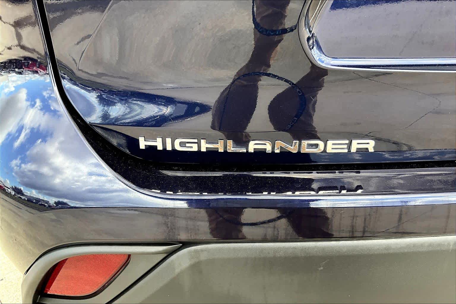 2024 Toyota Highlander XLE Blueprint at AutoNation Toyota Gulf Fwy