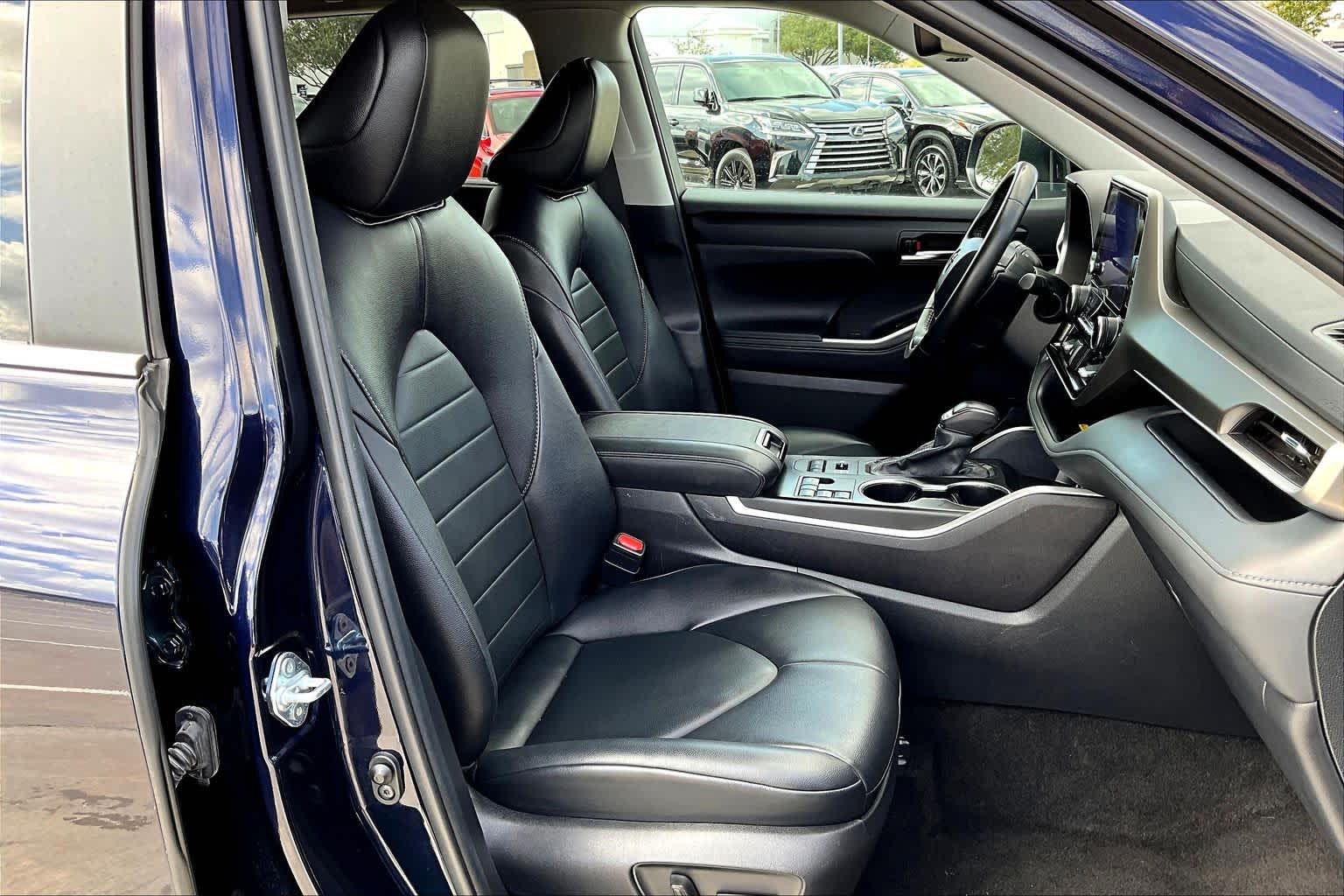 2024 Toyota Highlander XLE Blueprint at AutoNation Toyota Gulf Fwy