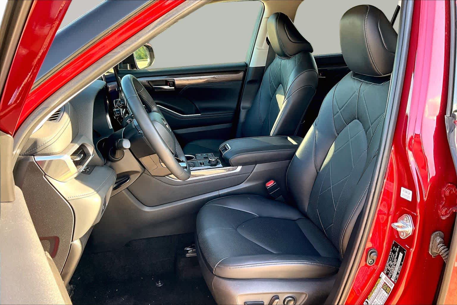2024 Toyota Highlander Platinum Ruby Flare Pearl at Lexus of Clear Lake