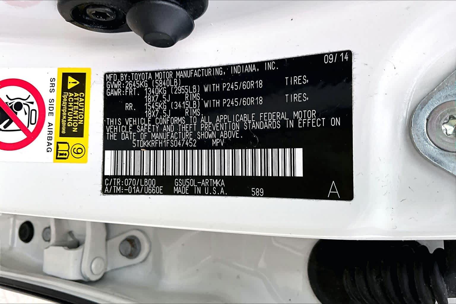 2015 Toyota Highlander XLE Blizzard Pearl at AutoNation USA Katy