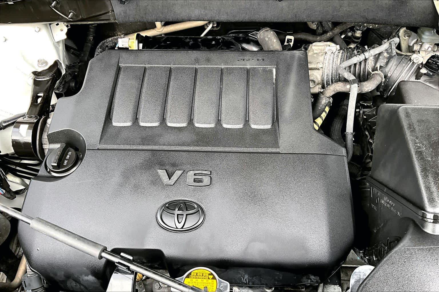 2015 Toyota Highlander XLE Blizzard Pearl at AutoNation USA Katy