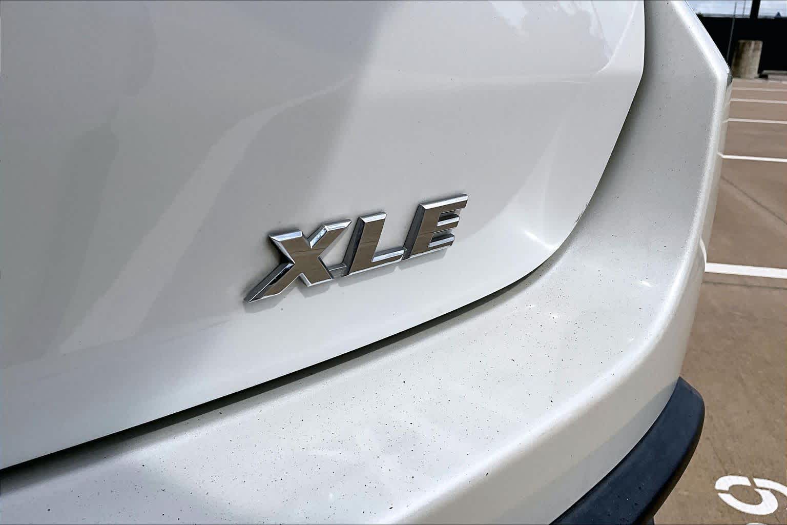 2015 Toyota Highlander XLE Blizzard Pearl at Lexus of Clear Lake