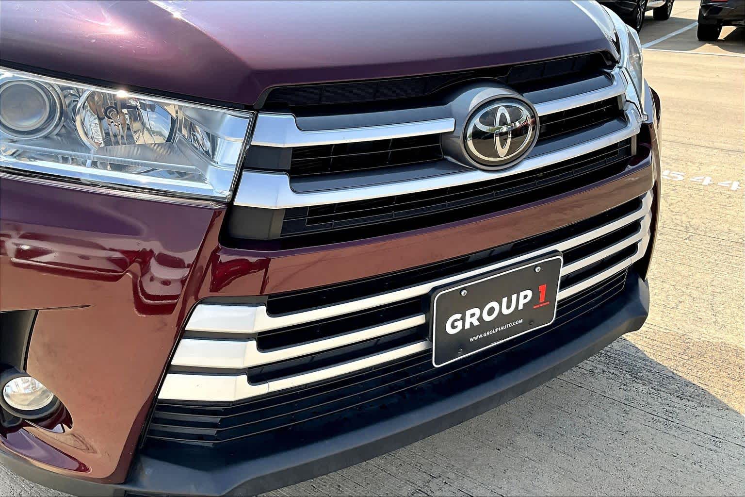 2018 Toyota Highlander XLE Ooh La La Rouge Mica at Sterling McCall Lexus of Clear Lake