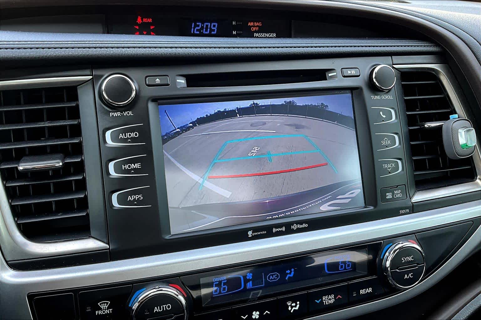 2018 Toyota Highlander XLE Ooh La La Rouge Mica at Sterling McCall Lexus of Clear Lake