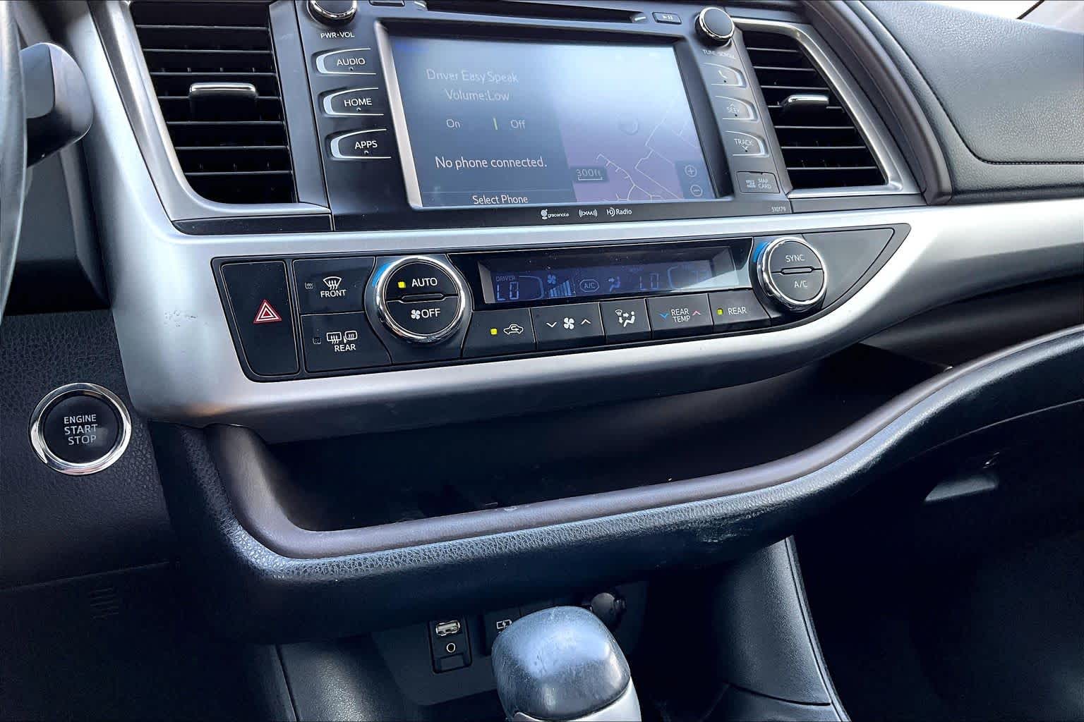 2018 Toyota Highlander XLE Midnight Black Metallic at AutoNation USA Katy