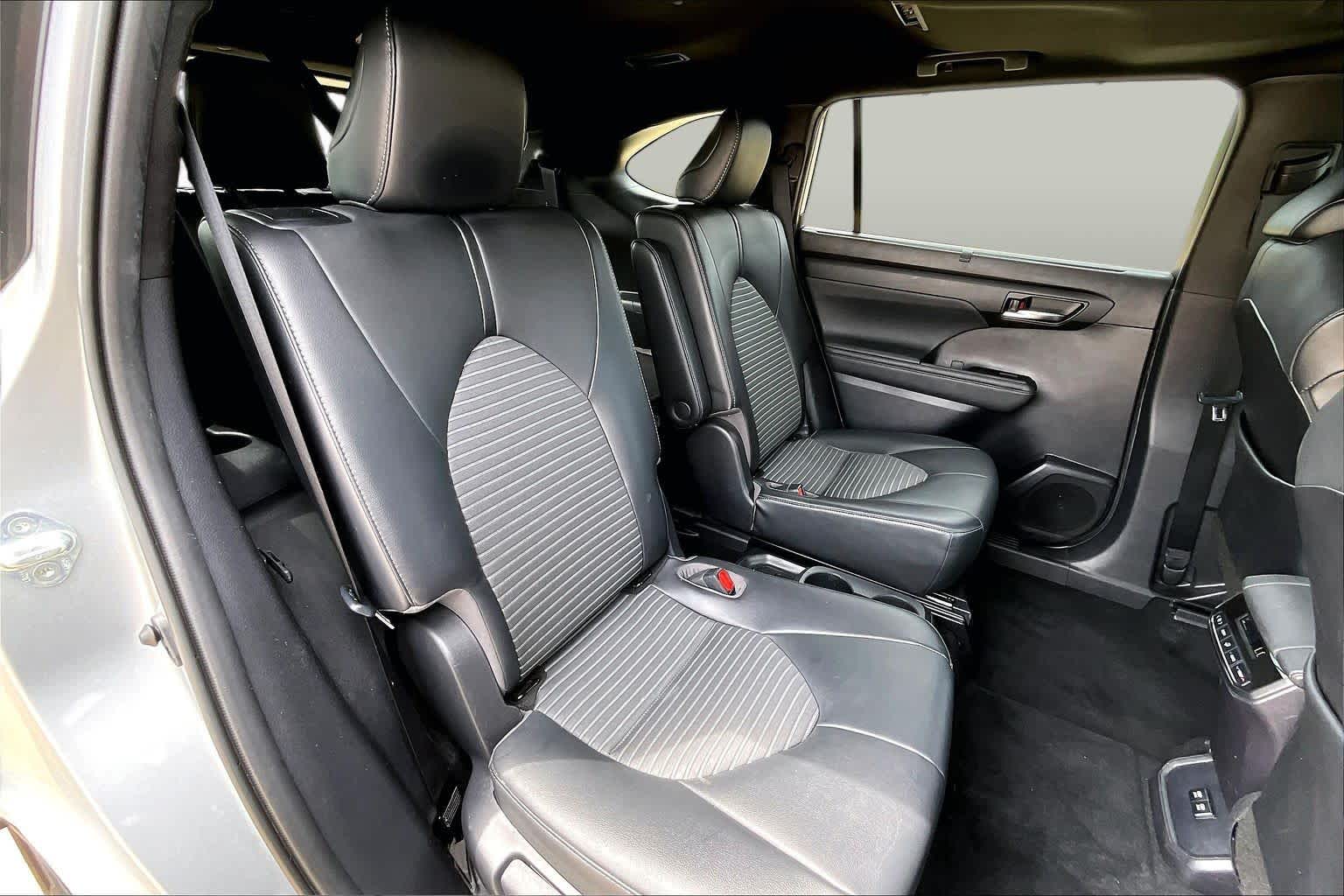 2021 Toyota Highlander XSE Celestial Silver Metallic at HGreg Houston