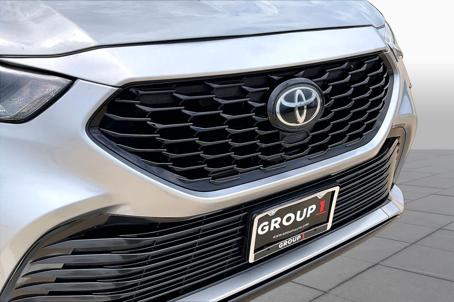 2021 Toyota Highlander XSE Celestial Silver Metallic at HGreg Houston