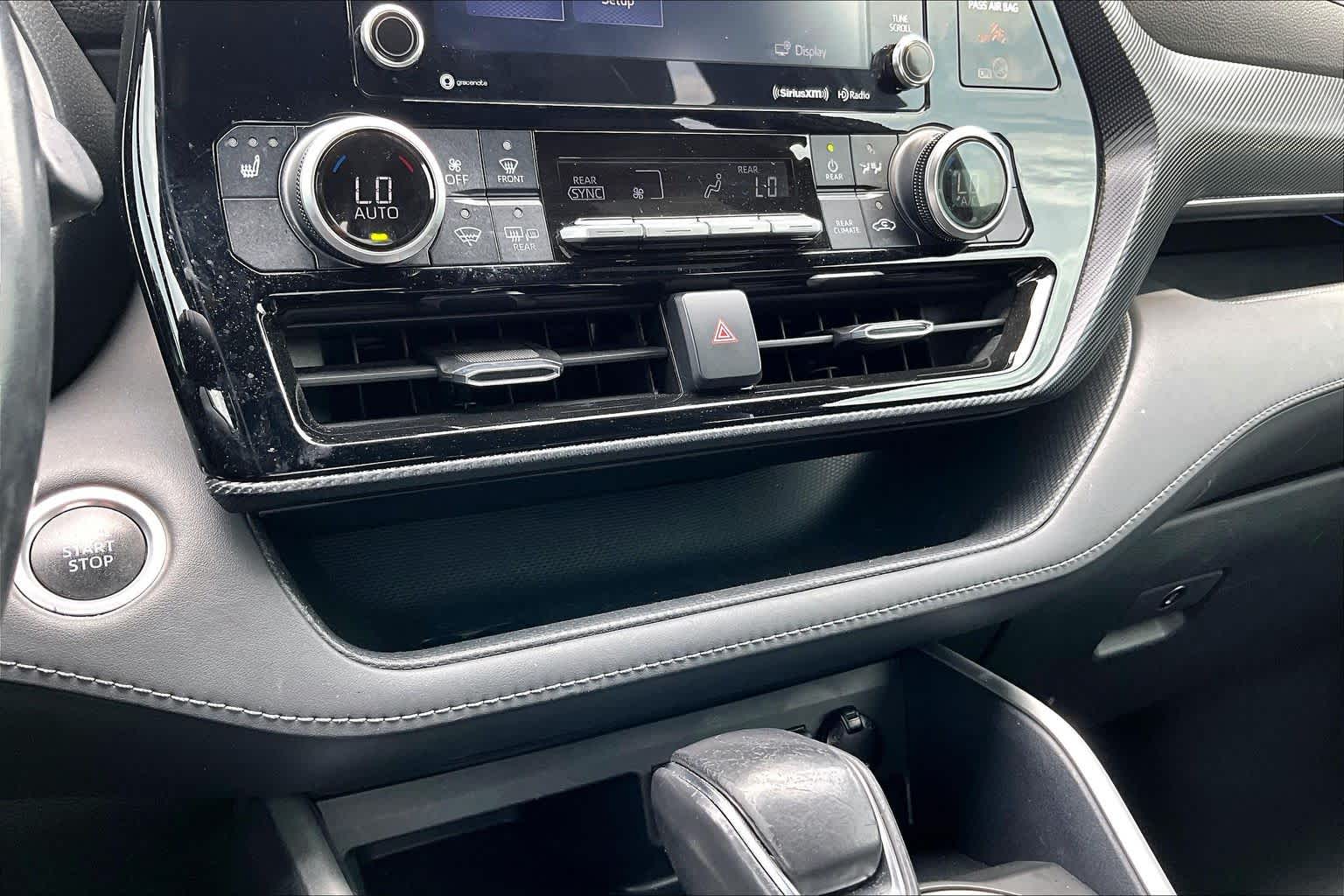 2021 Toyota Highlander XSE Celestial Silver Metallic at HGreg Houston