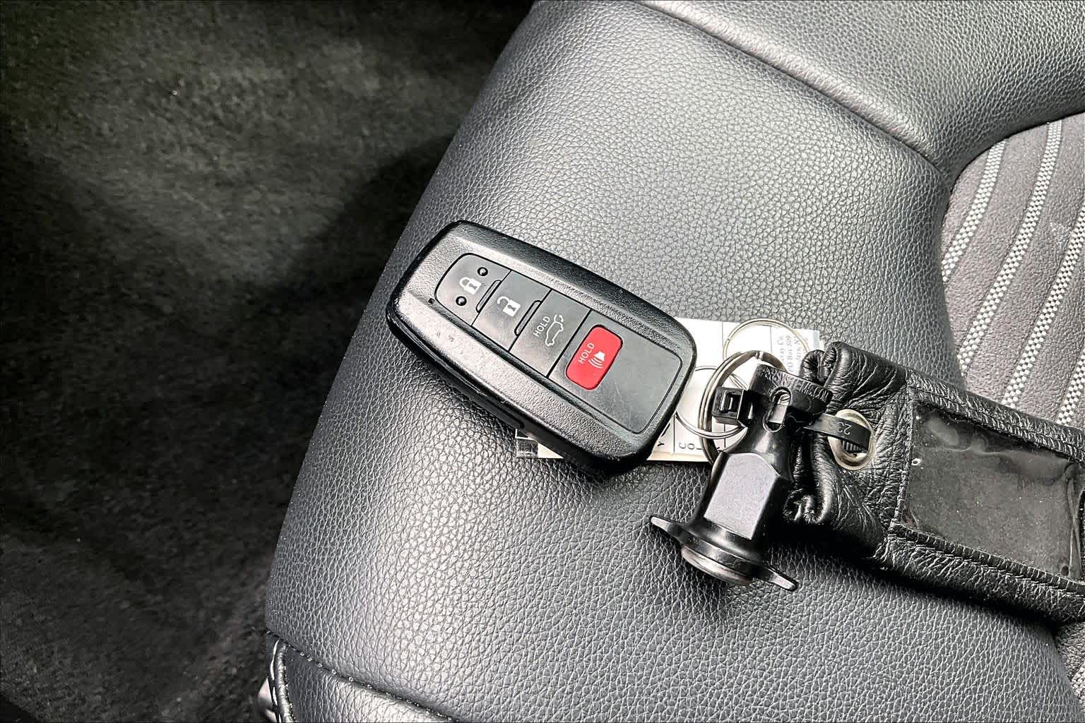 2021 Toyota Highlander XSE Celestial Silver Metallic at HGreg Houston