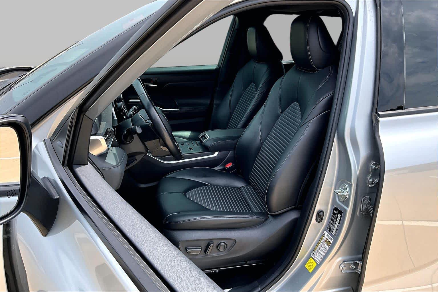 2021 Toyota Highlander XSE Celestial Silver Metallic at HGreg Houston