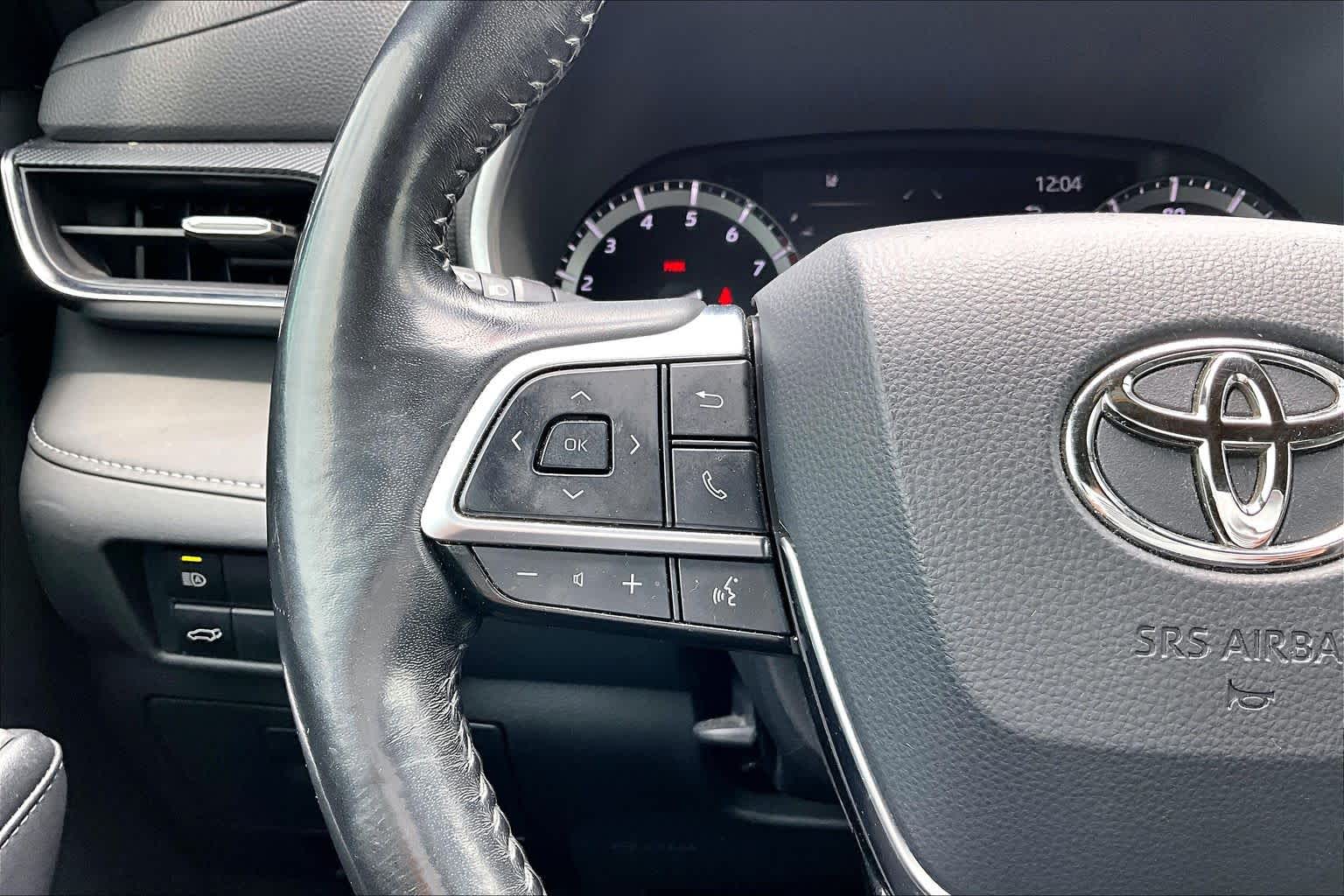 2021 Toyota Highlander XSE Celestial Silver Metallic at HGreg Houston