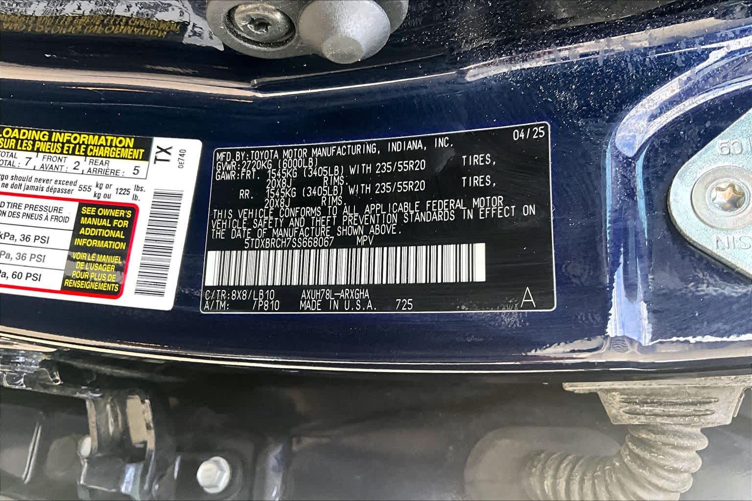 2025 Toyota Highlander photo 37 of 37