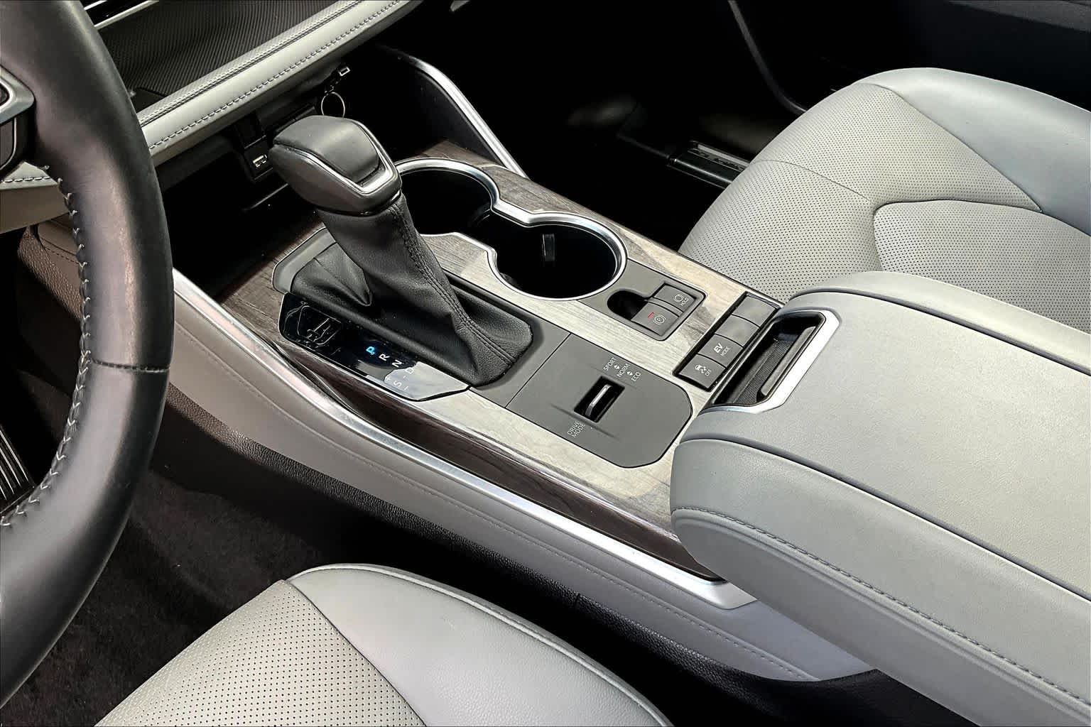 2021 Toyota Highlander Hybrid Limited Magnetic Gray Metallic at Tomball Chrysler Dodge Jeep Ram