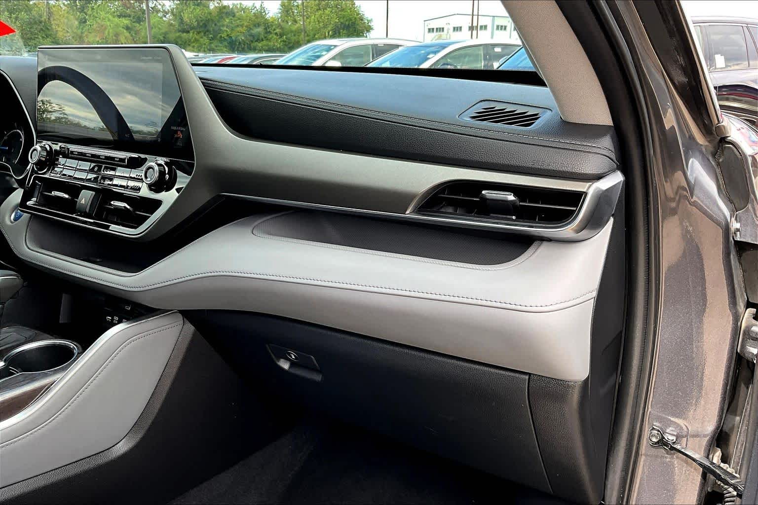 2021 Toyota Highlander Hybrid Limited Magnetic Gray Metallic at Tomball Chrysler Dodge Jeep Ram