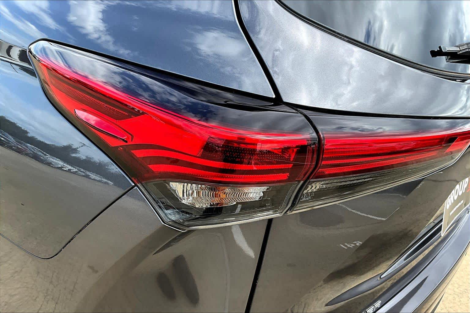 2021 Toyota Highlander Hybrid Limited Magnetic Gray Metallic at Tomball Chrysler Dodge Jeep Ram