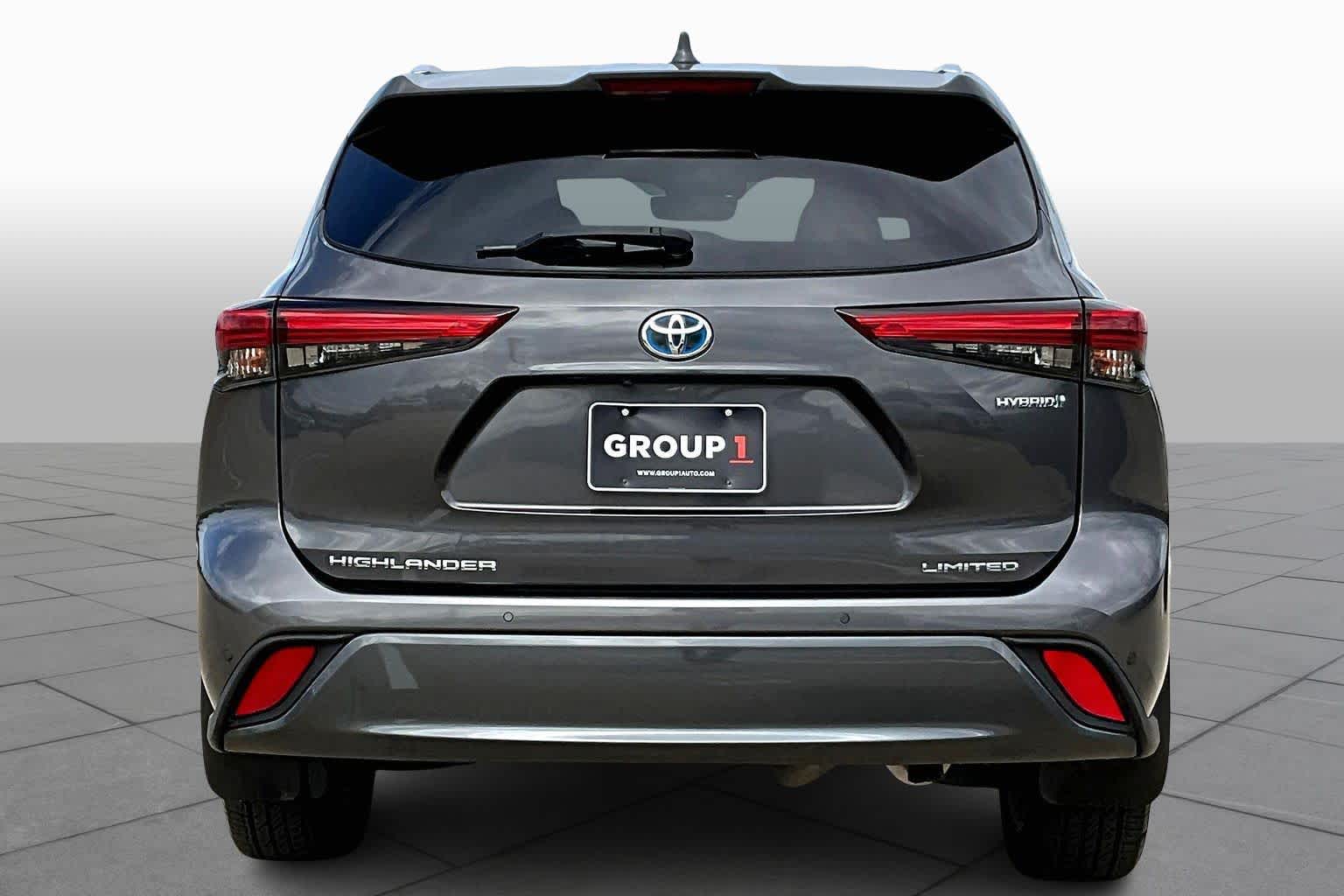 2021 Toyota Highlander Hybrid Limited Magnetic Gray Metallic at Tomball Chrysler Dodge Jeep Ram