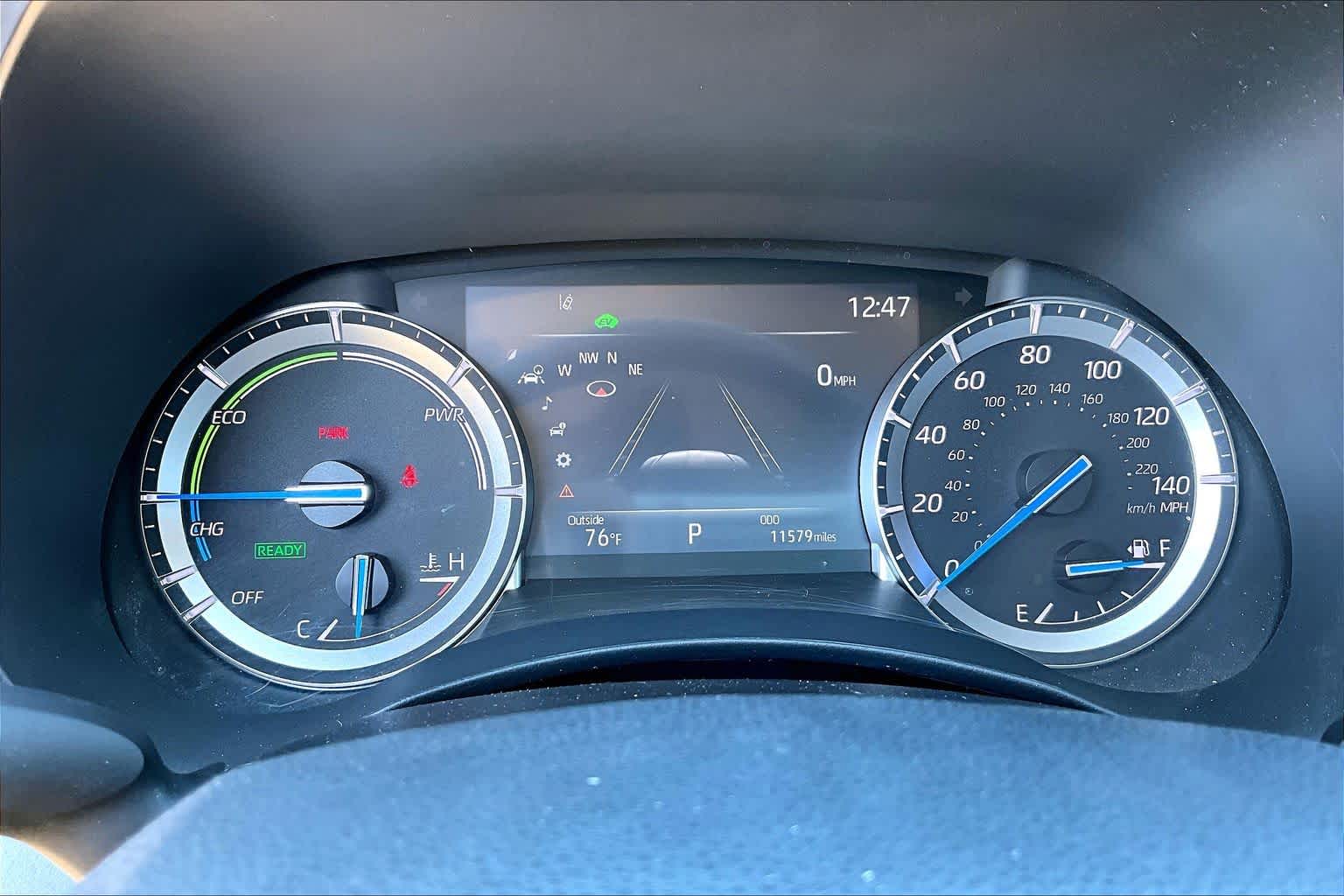 2022 Toyota Highlander photo 26 of 37