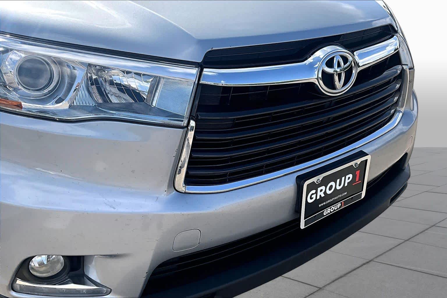 2016 Toyota Highlander Limited Silver Sky Metallic at Texan GMC Buick