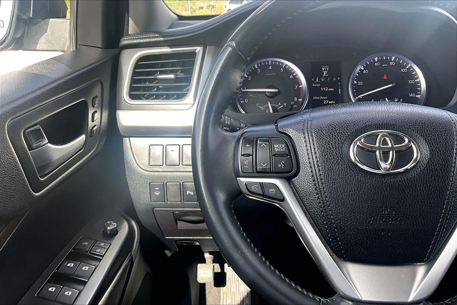 2016 Toyota Highlander Limited Silver Sky Metallic at Texan GMC Buick