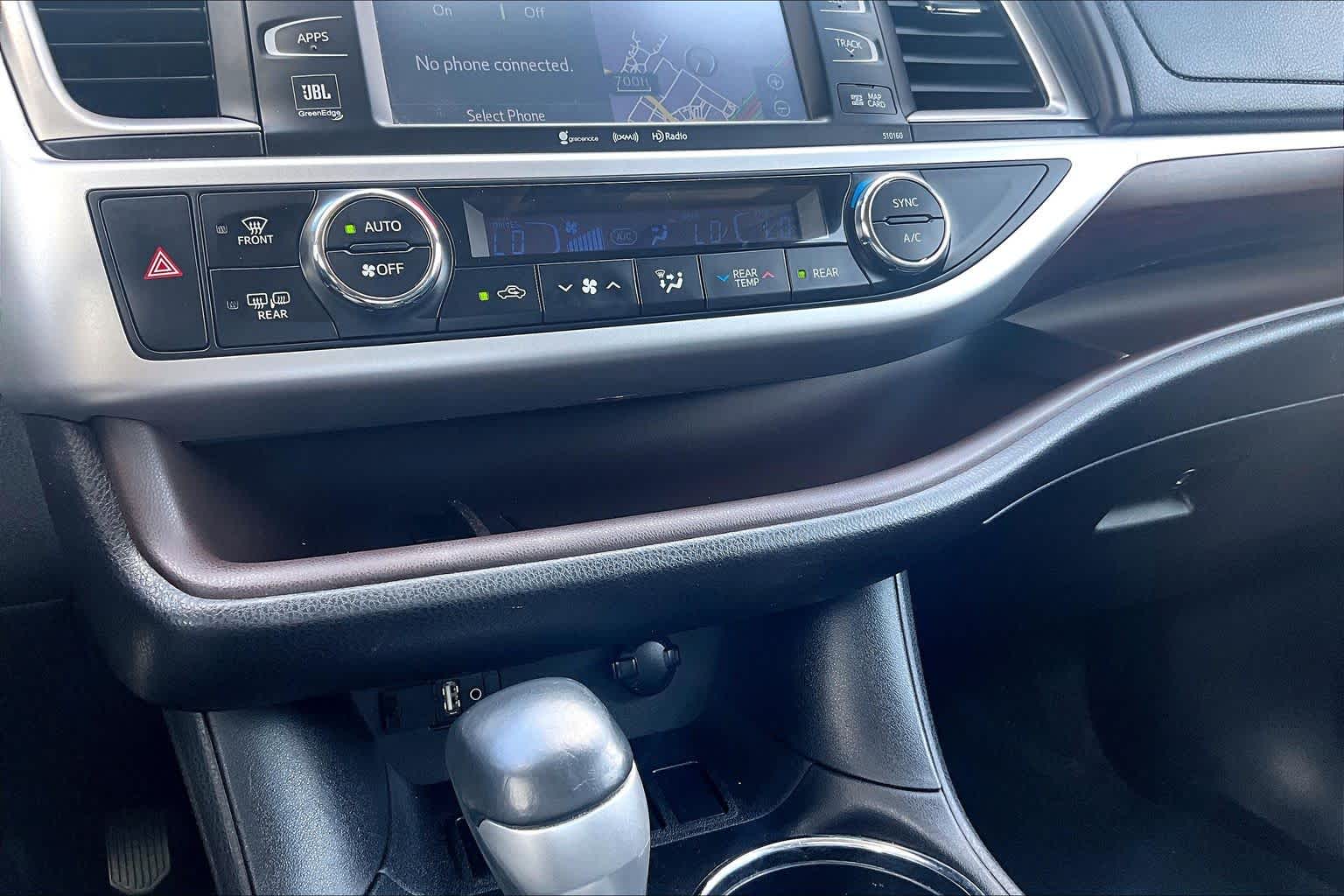 2016 Toyota Highlander Limited Silver Sky Metallic at Texan GMC Buick