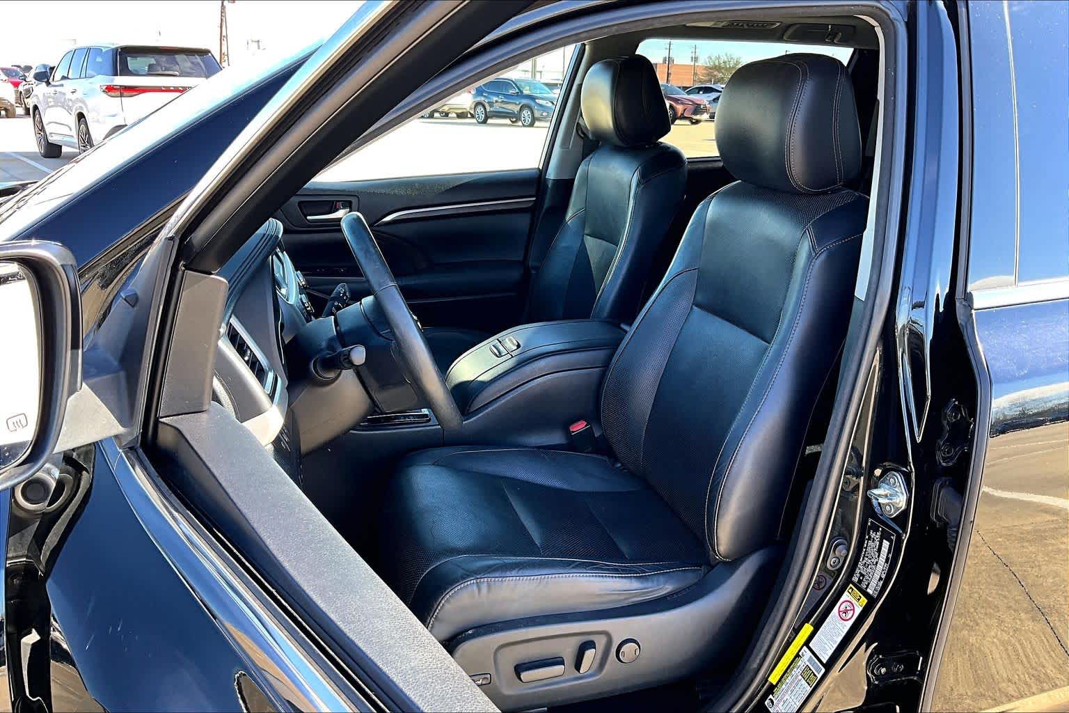2014 Toyota Highlander Limited Platinum Attitude Black Metallic at Lexus Southwest Houston